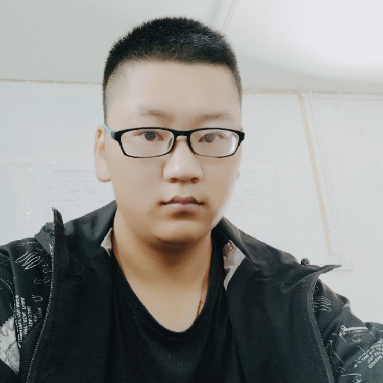 那抹天真ovo微笑