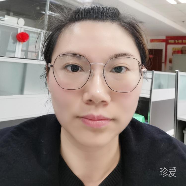 抬頭的那一瞬間