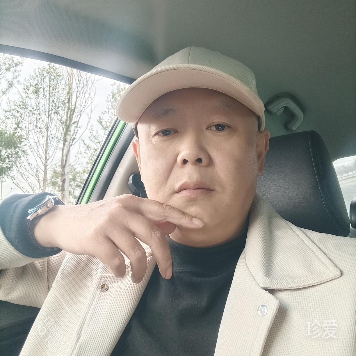 开着拖拉机去飙车