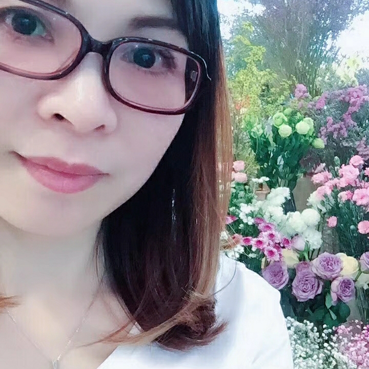 薇薇
薇薇
薇薇
