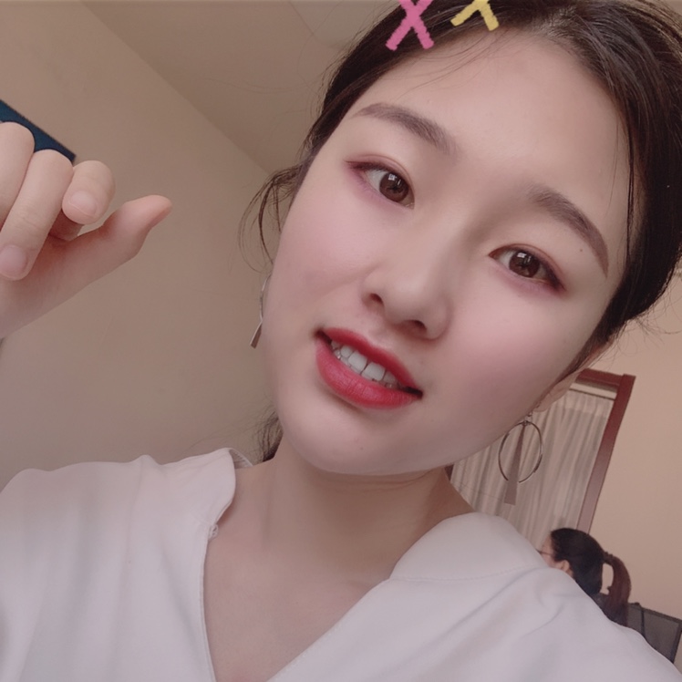 蝸牛愛(ài)上樹(shù)