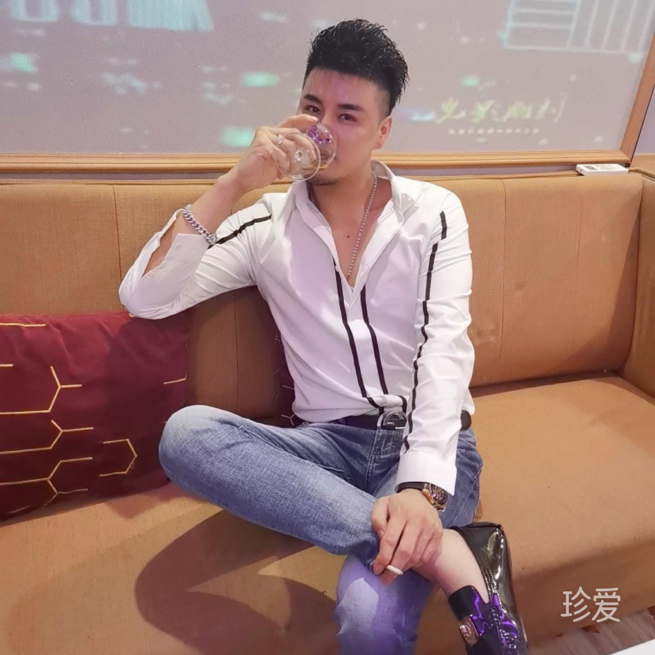 灯火阑珊