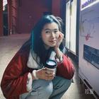 粉紅色