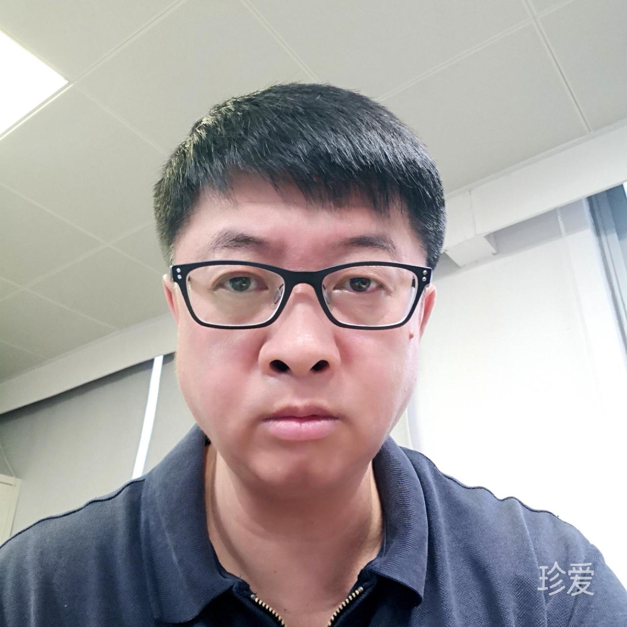 烤火炉的老雪人