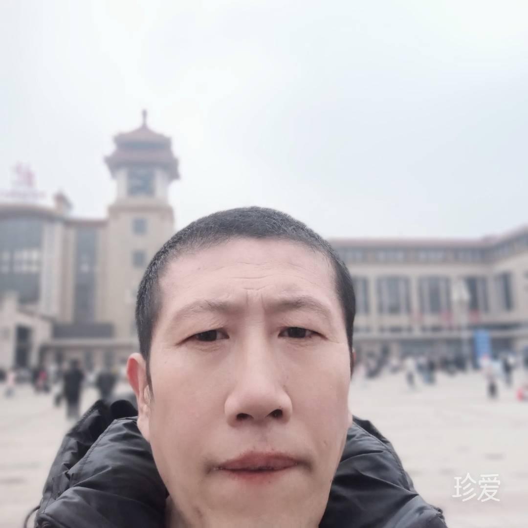 爱在彼岸的街头