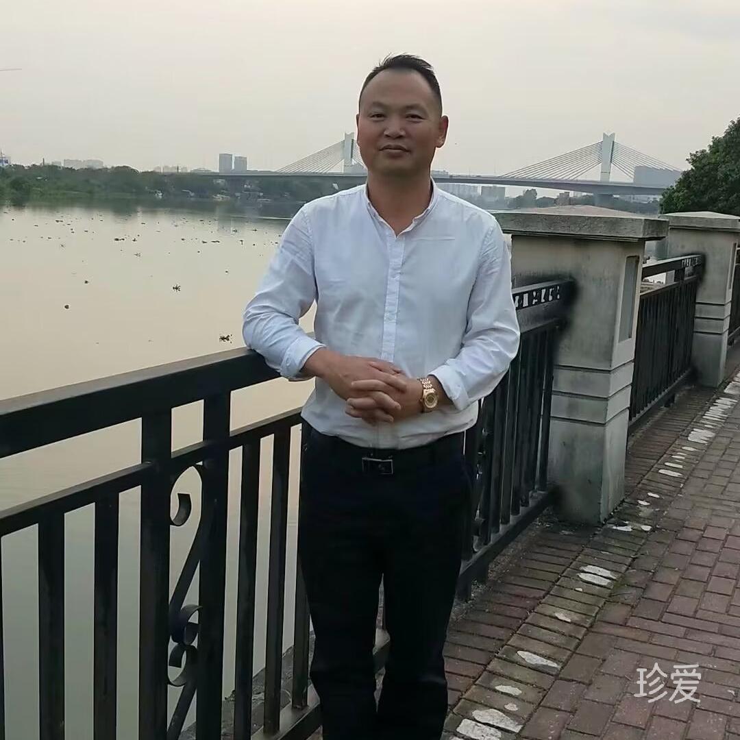 李鑫德