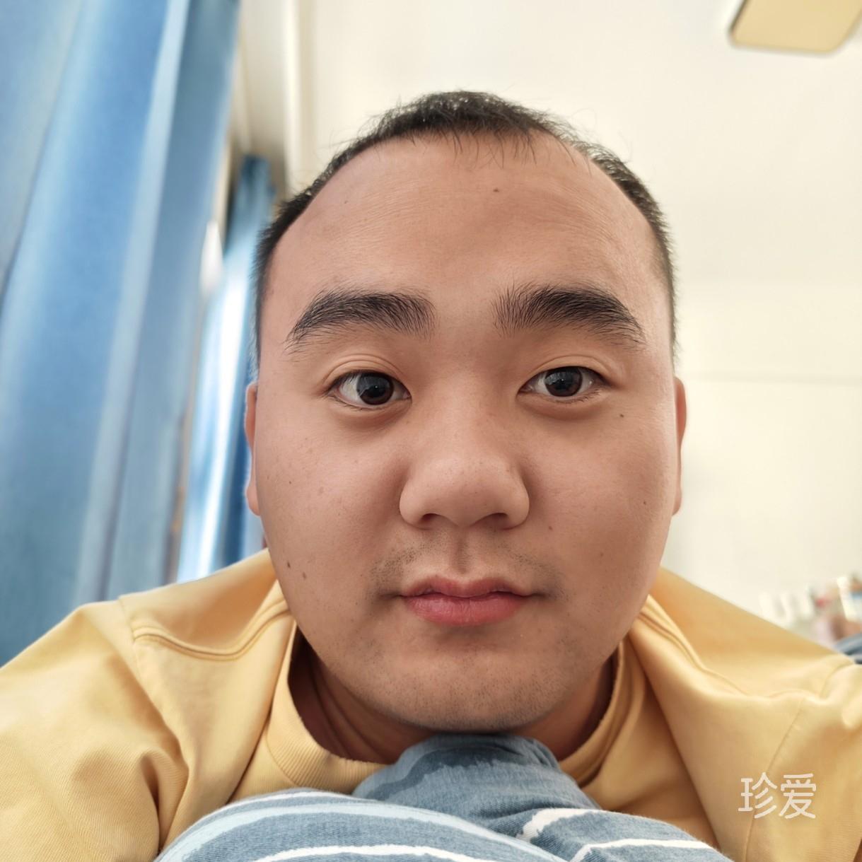 小怪兽