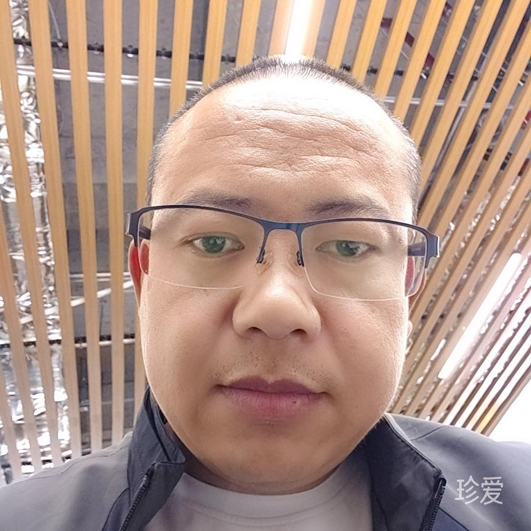 红色的雪