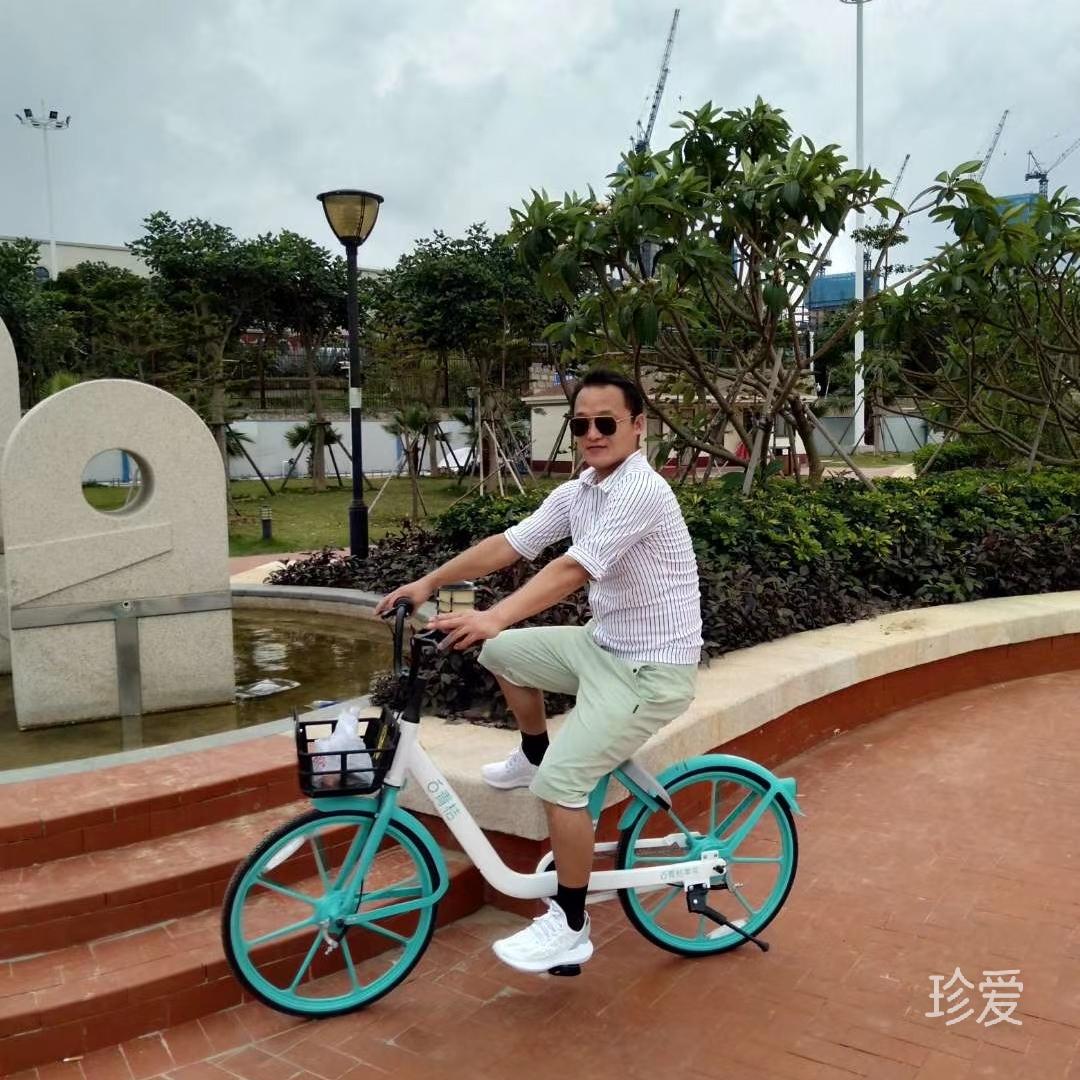 携手同行过一生