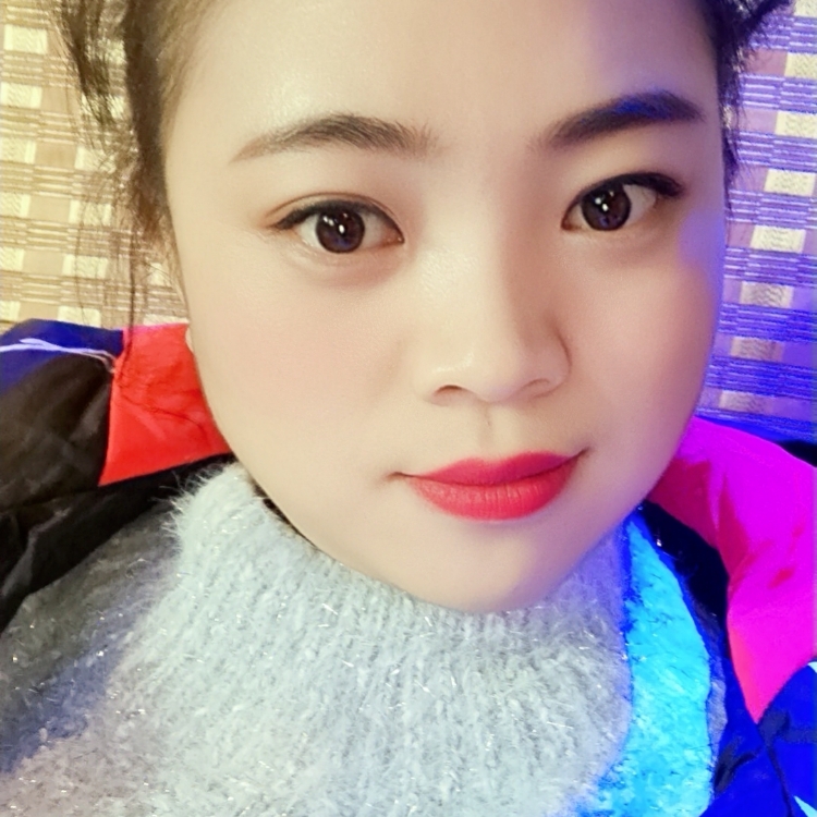 淘氣堡里捉迷藏