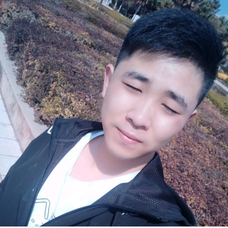 穿過(guò)黑暗的歲月