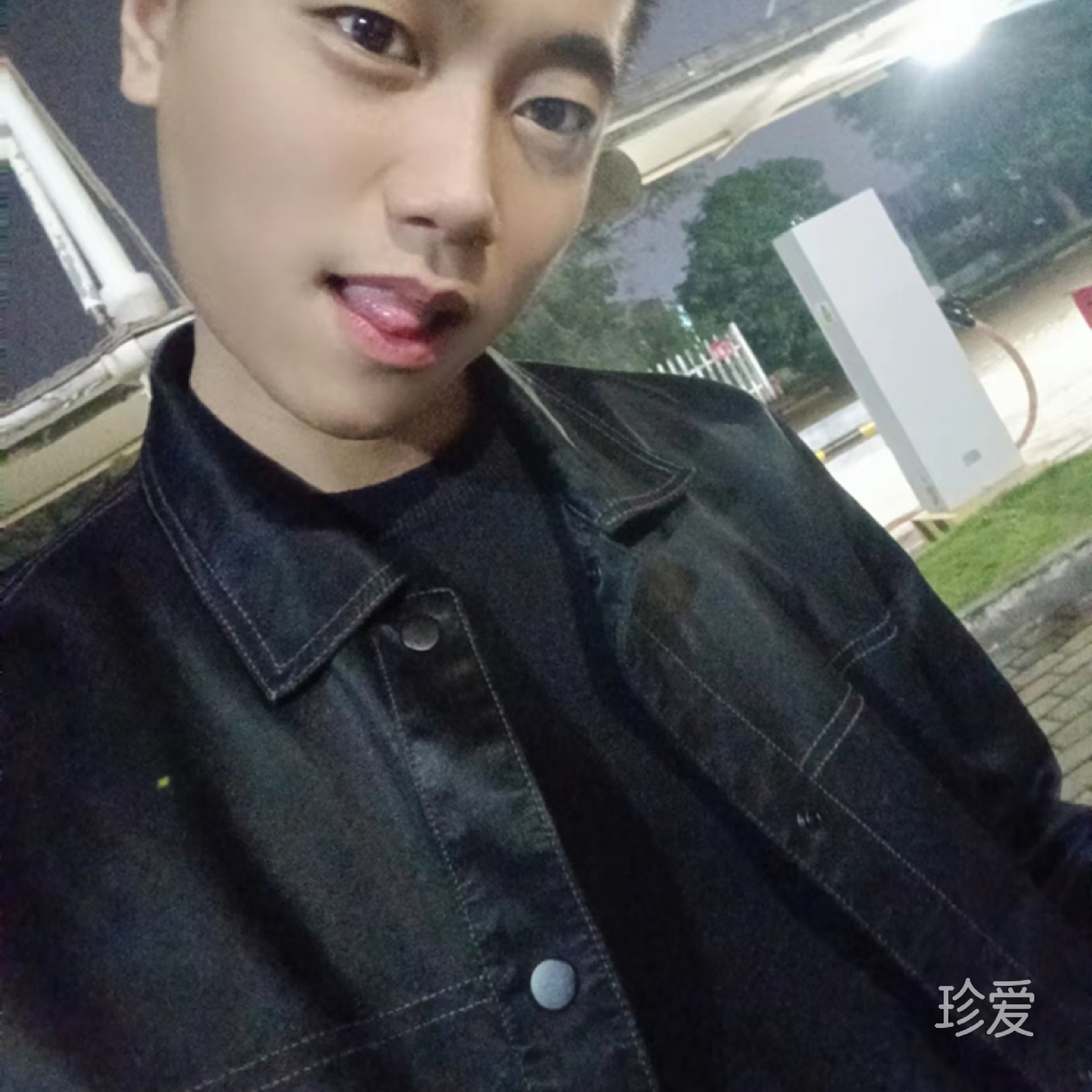 看蔚藍(lán)海岸