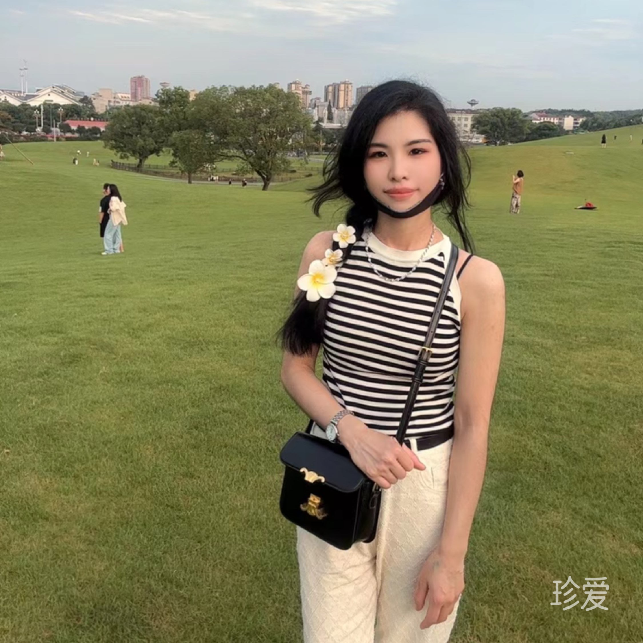 风吻晨曦