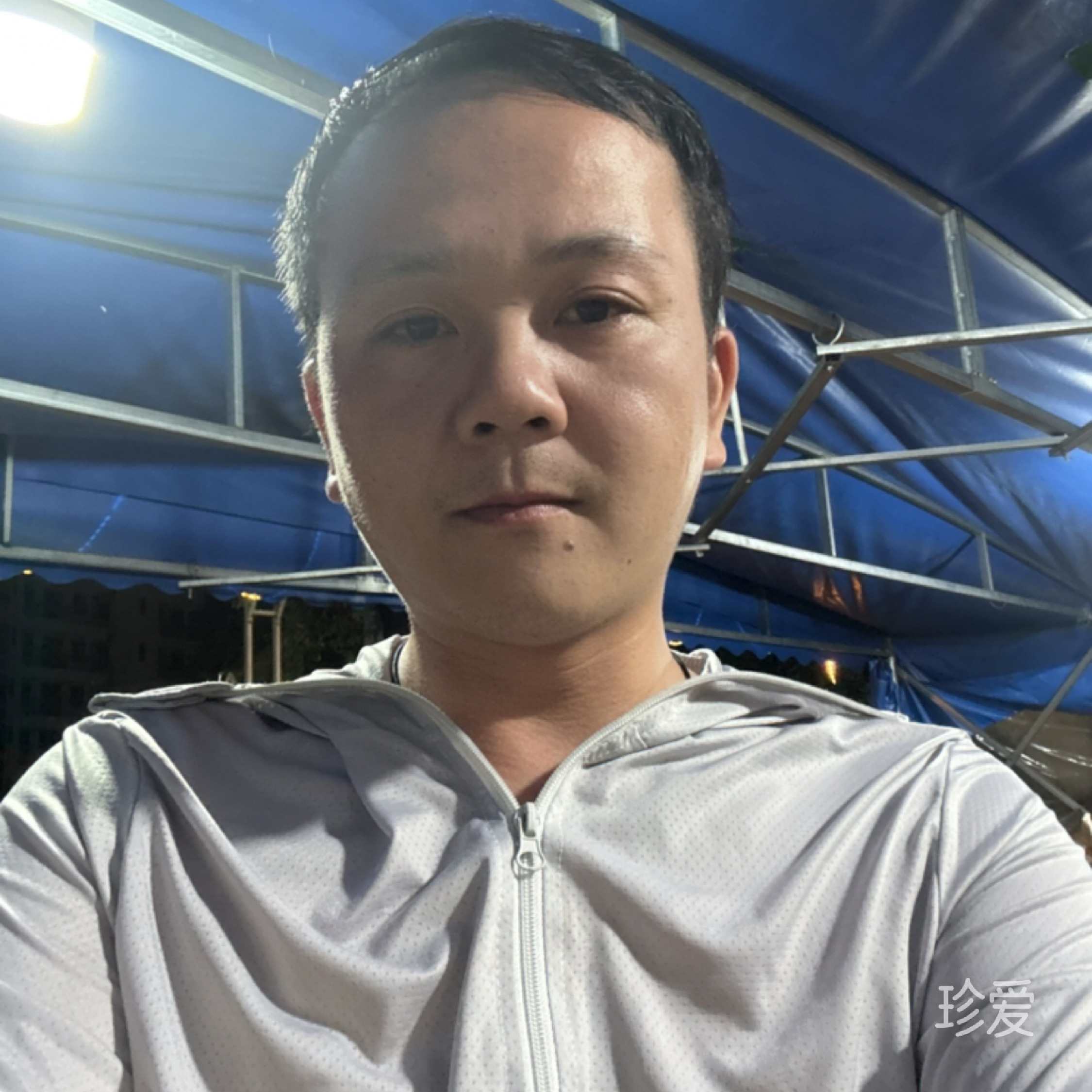 众里寻她千百度