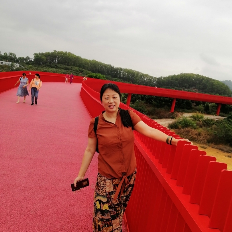 沒有故事的女同學