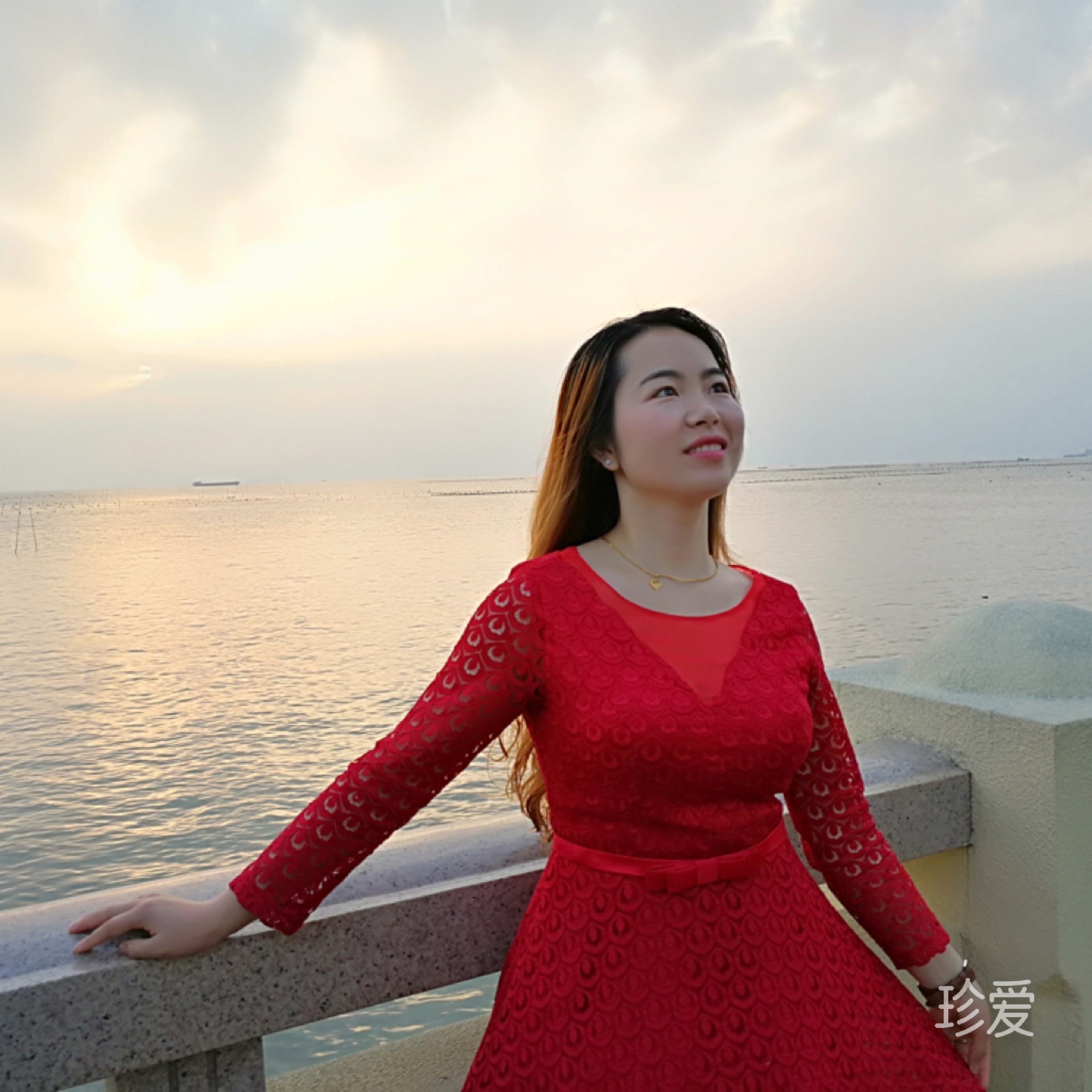 阳光女孩小妮子