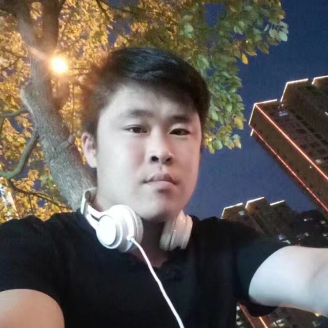 怕黑嗎把手給我