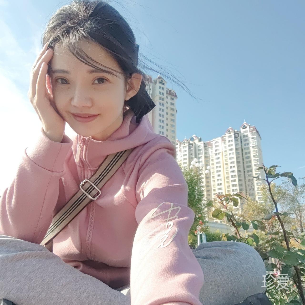 月光下的彩虹