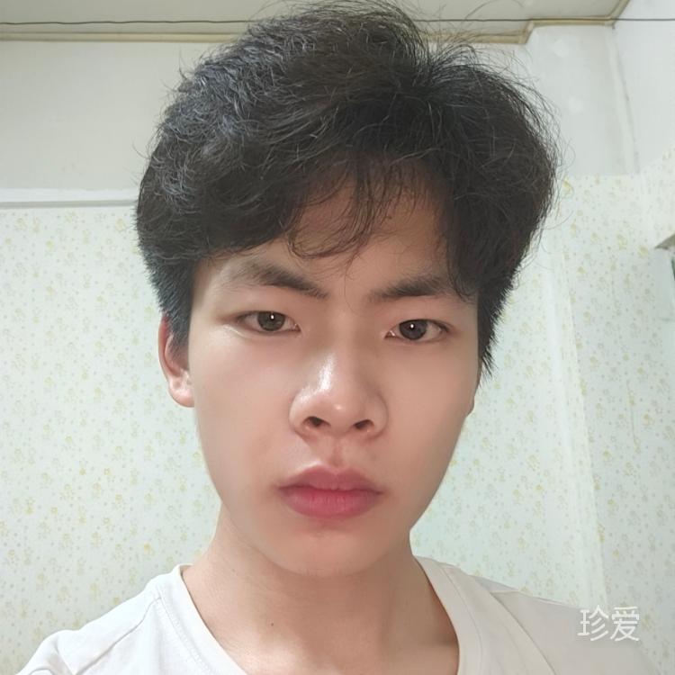 孤獨(dú)的身影