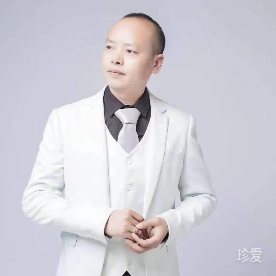 堅(jiān)強(qiáng)的男人