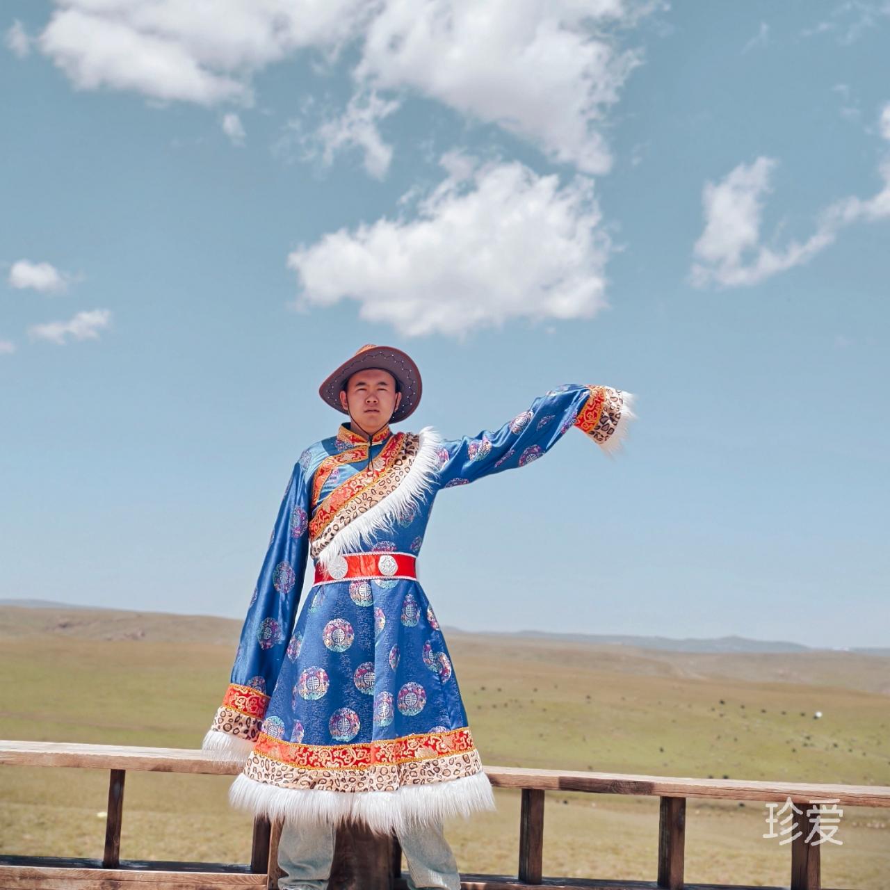 穿过星河拥抱你