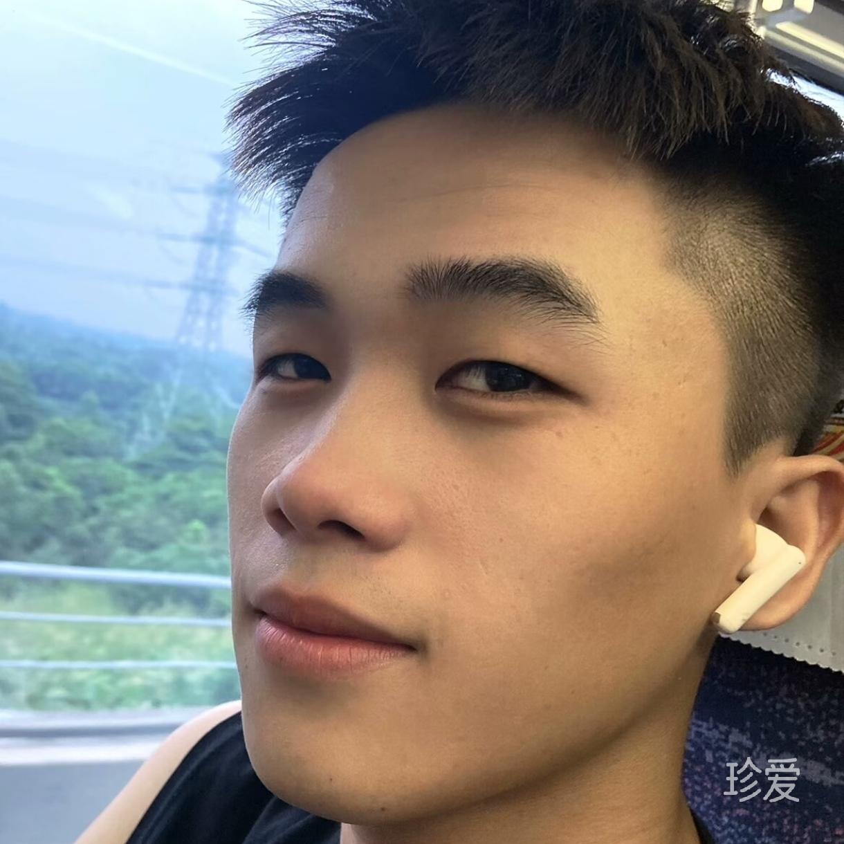 左耳说给右耳听
