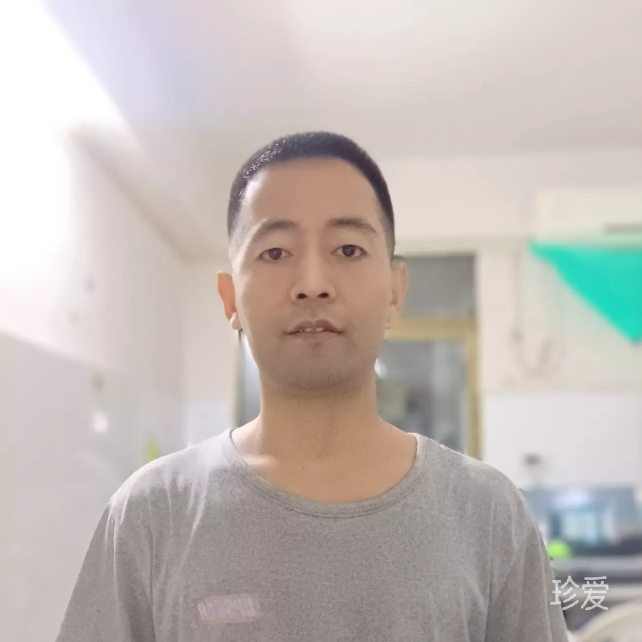 杨刚