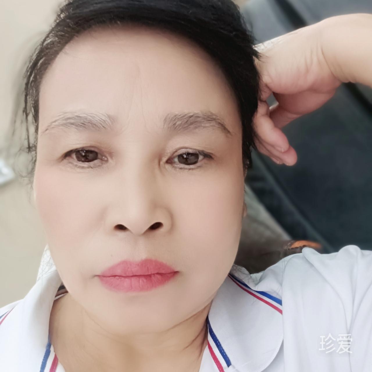 萤火虫的微光