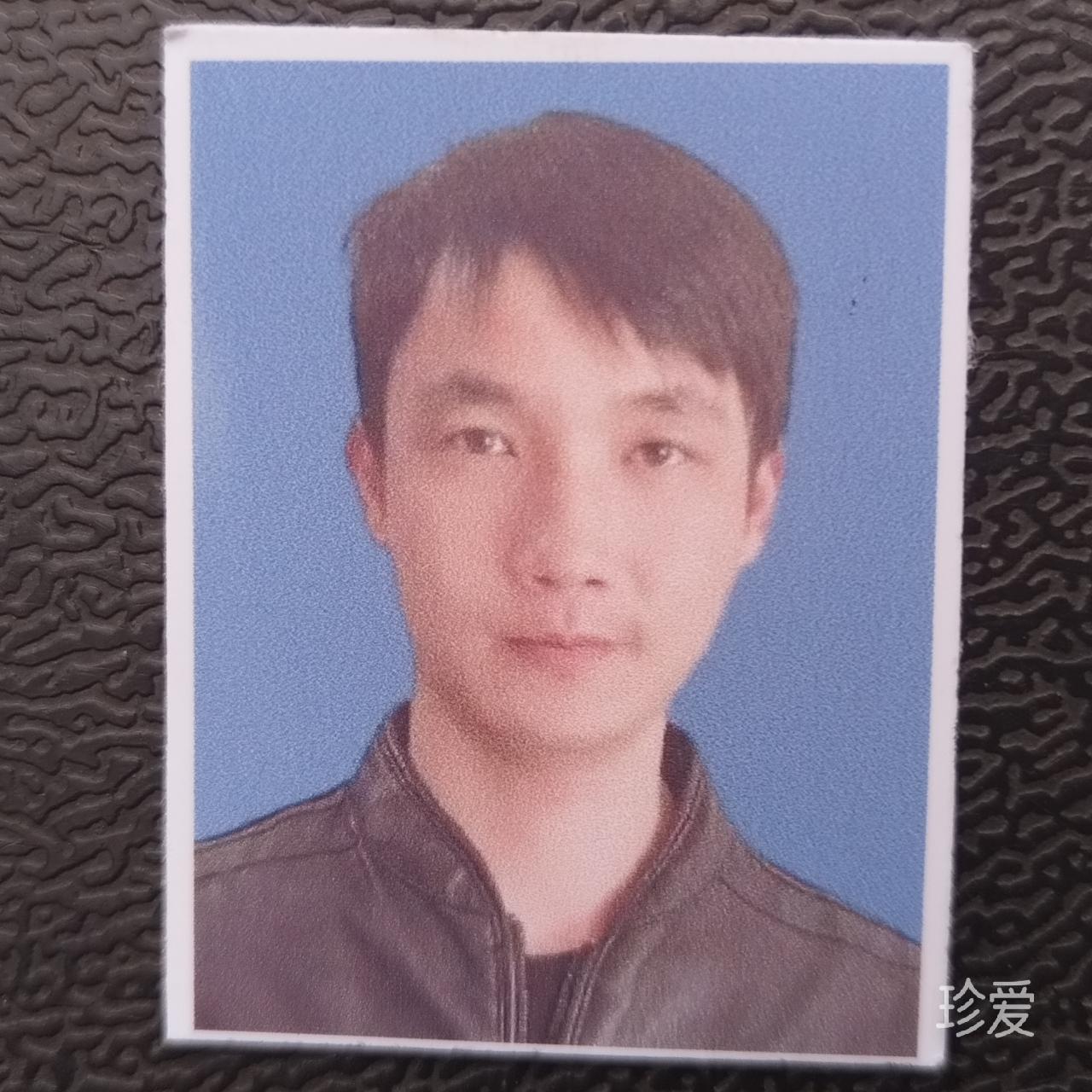 坦誠的中年小哥