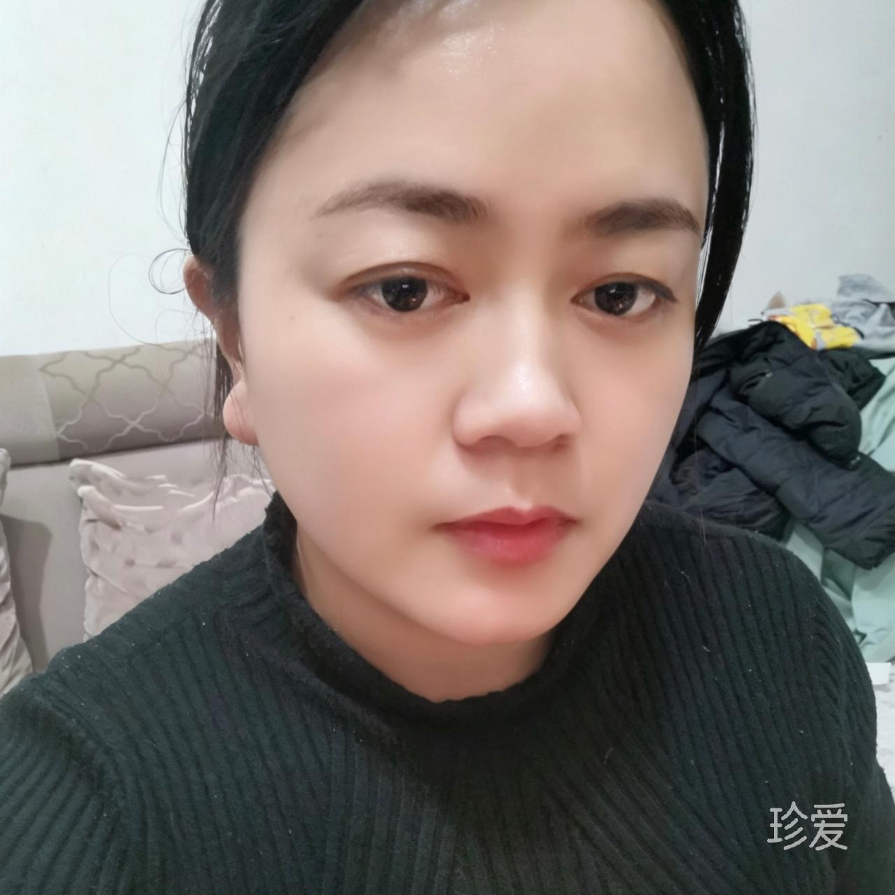 默默