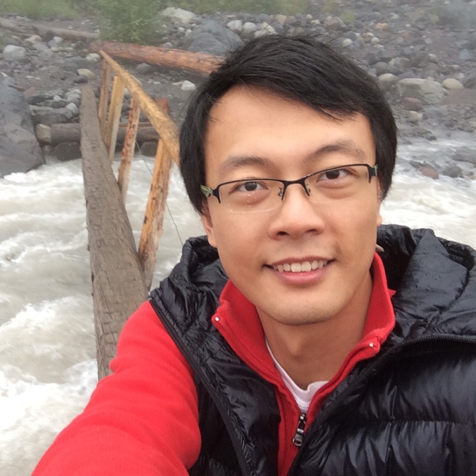 沒(méi)事兒偷著樂(lè)