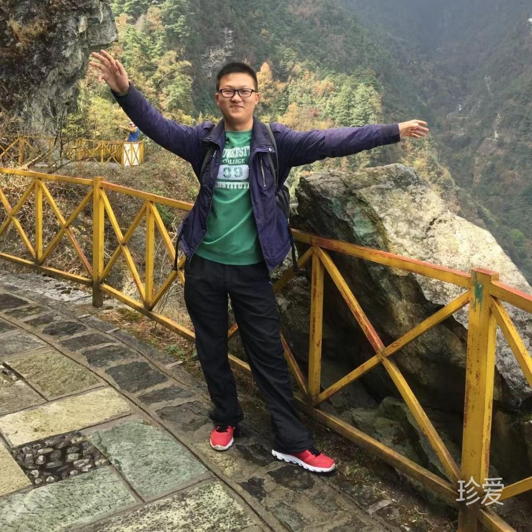 就是有点开心