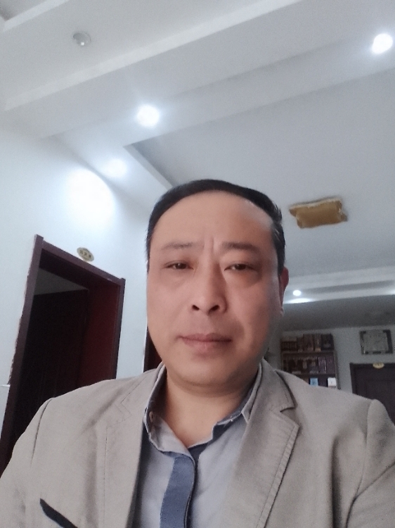 相愛相擁到白頭