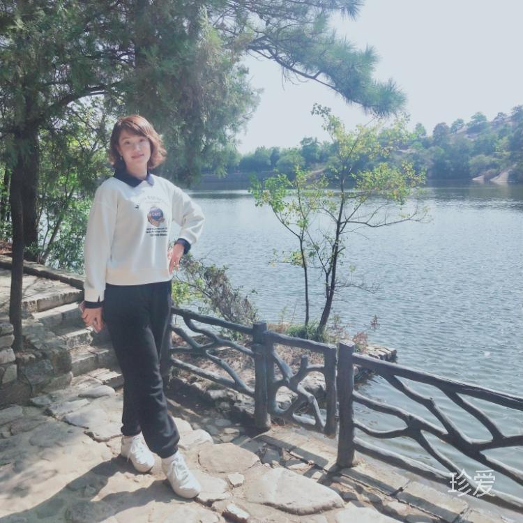 夜雨聽風秋意濃