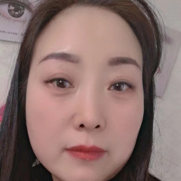 繁花飘落谁去留