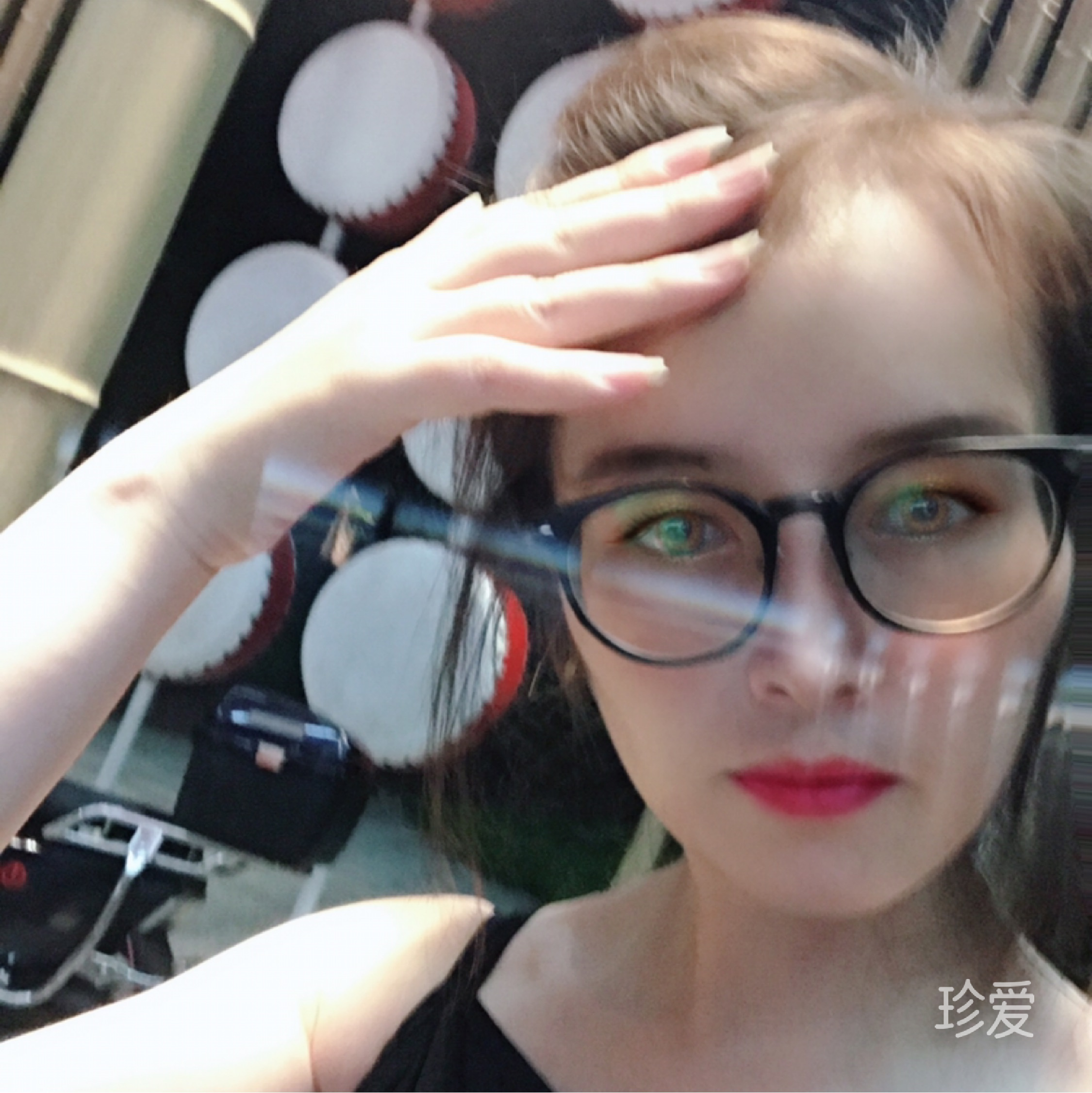 霞儿