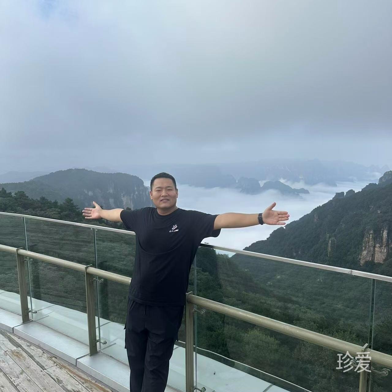 风雨小哥