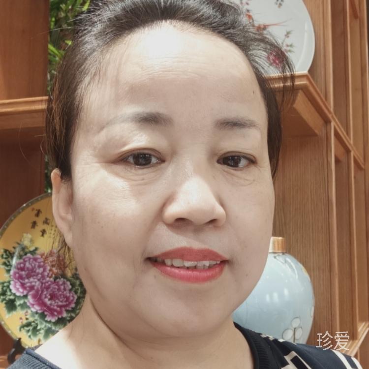 海風(fēng)吹起微風(fēng)迎面