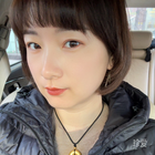 海藍(lán)時(shí)見鯨