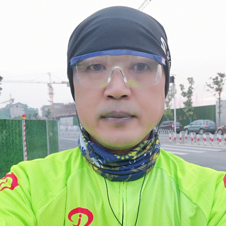 筑巢蓮城引鳳來