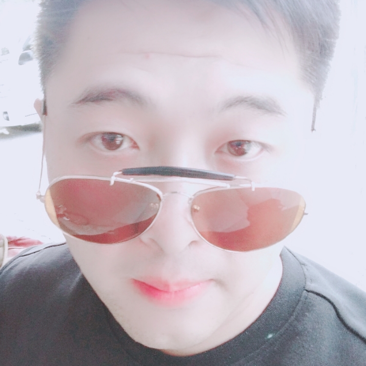 细雨绵绵落叶知秋