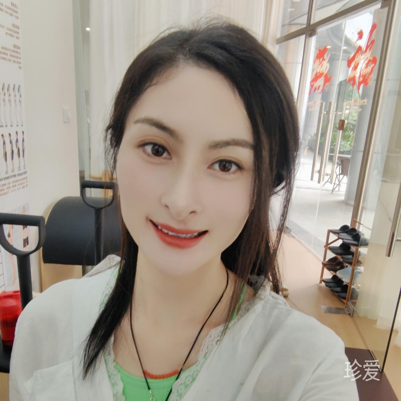 依宁