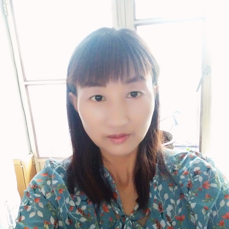 清風(fēng)挽發(fā)