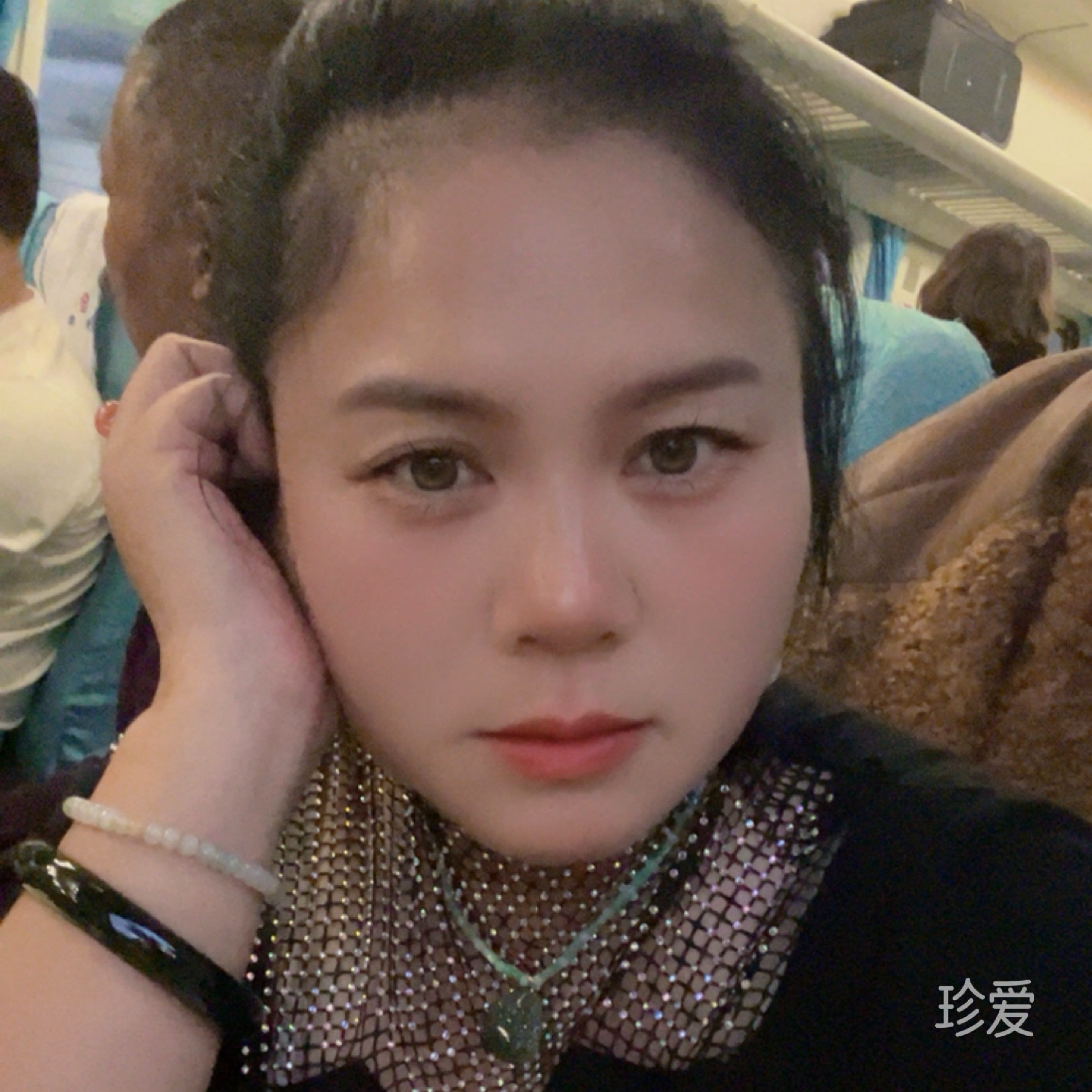 深海小鱼