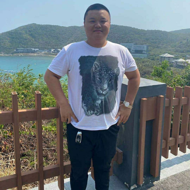 星空下的悄悄话