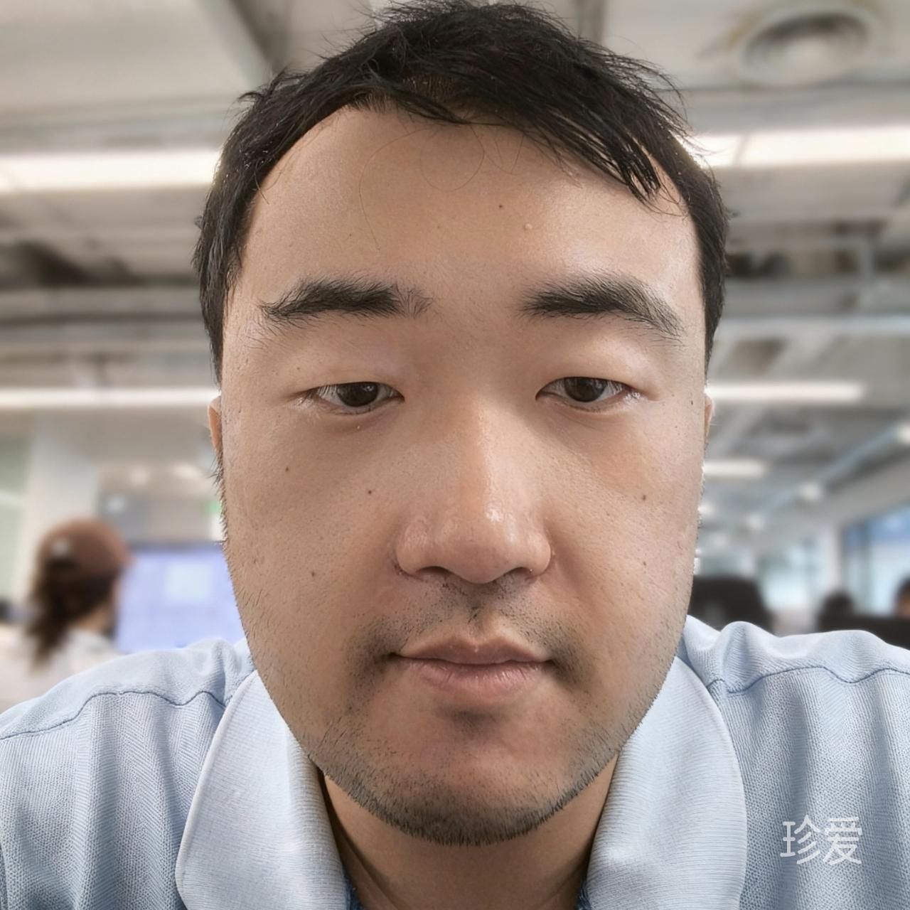 工作做烦的Alex