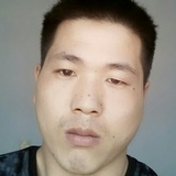 孤单寂寞的男孩