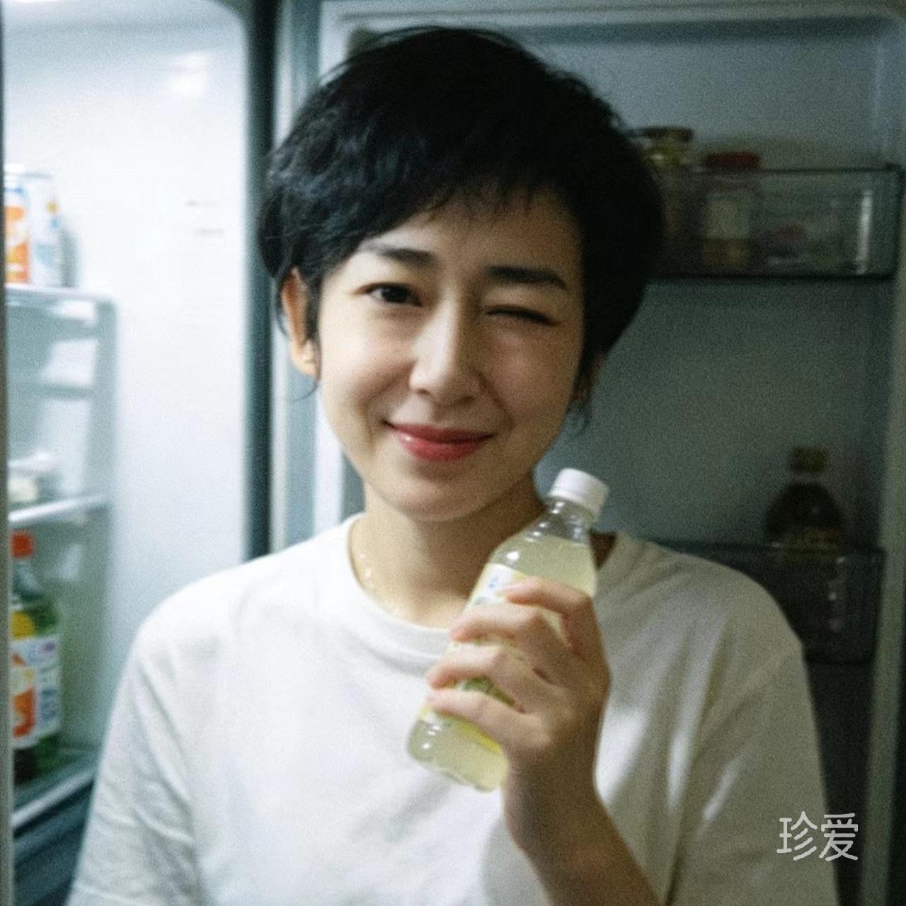 微笑一下