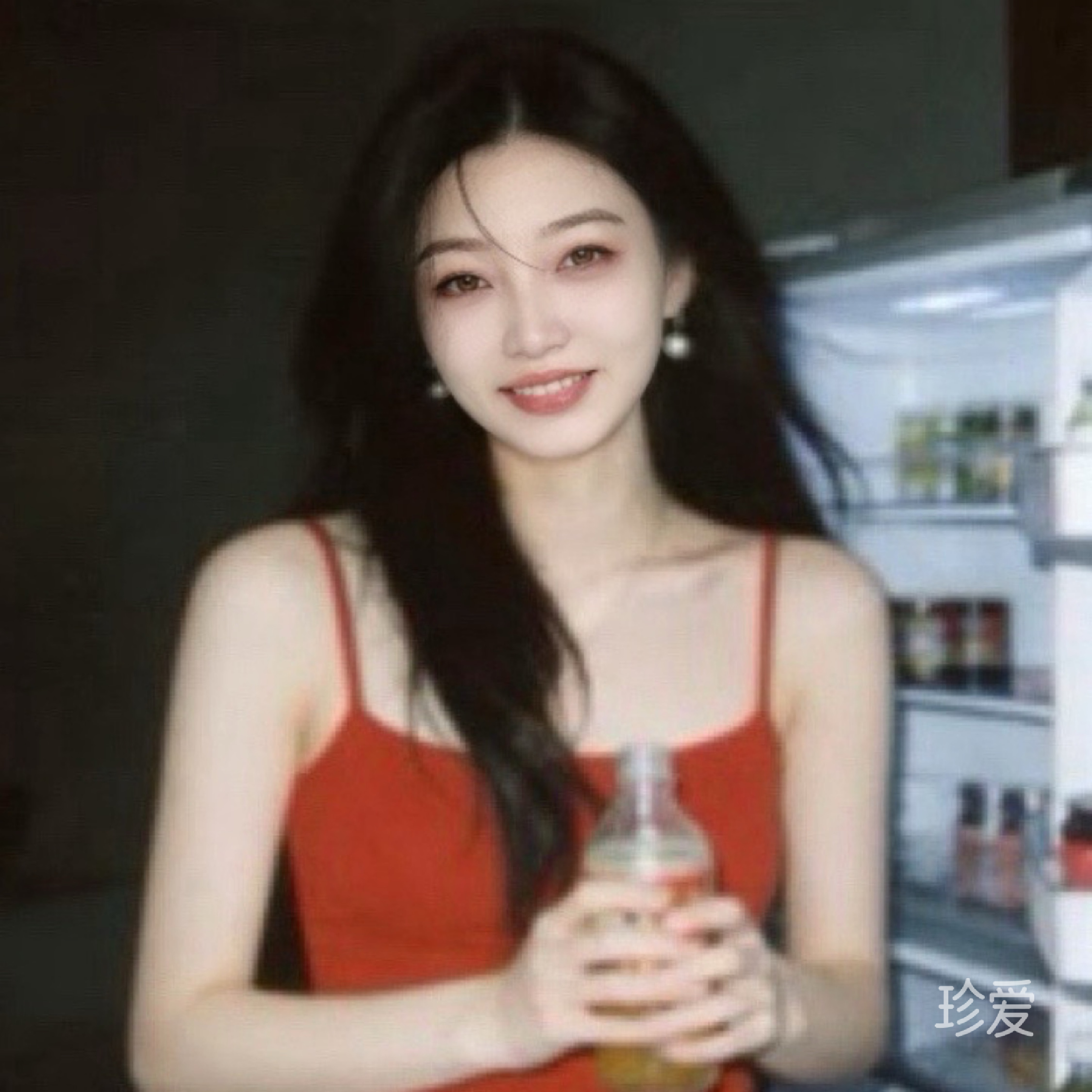 古楼和稀泥的灰鲸