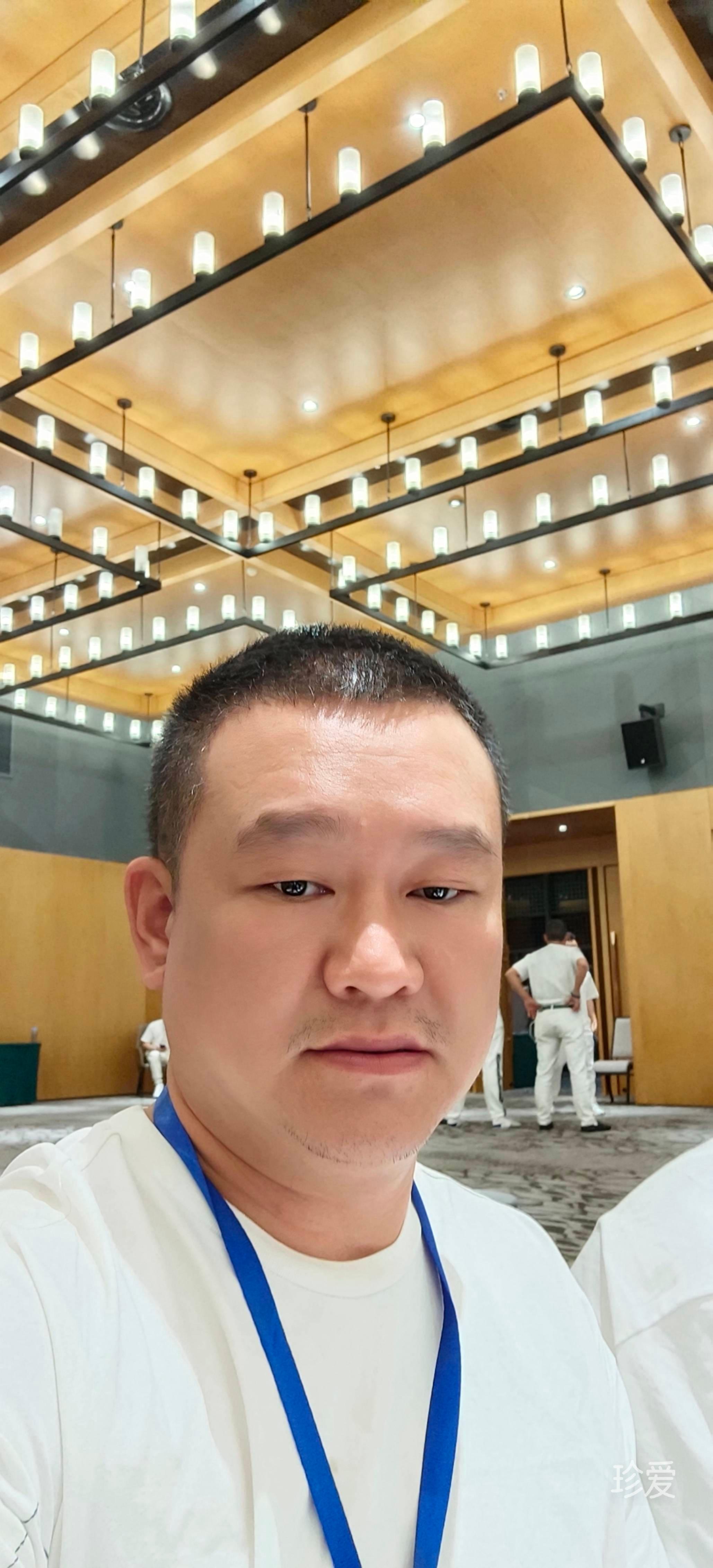 賣(mài)火柴的男孩##d83d####dc66##